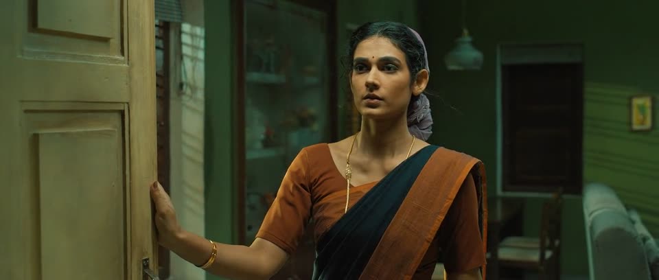 Clap (2022) Hindi Dubbed Movie video thumbnail 2