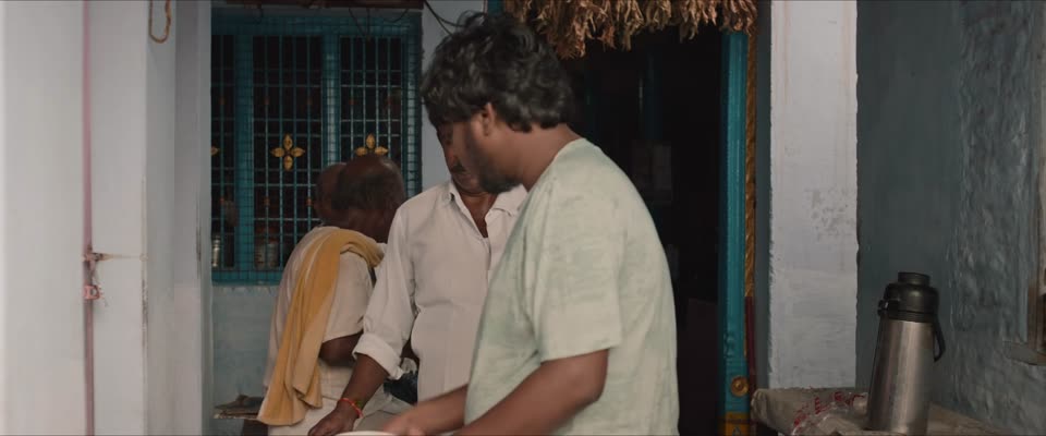 Cocoons (2026) Hindi Dubbed Movie video thumbnail 2